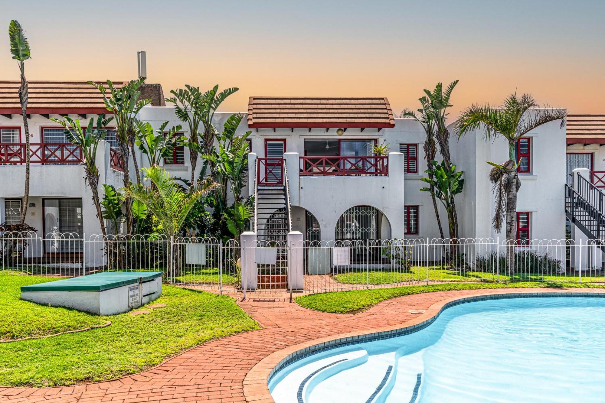 Le Paradis, Self-Catering Beachfront Apartments Ballito Exterior photo
